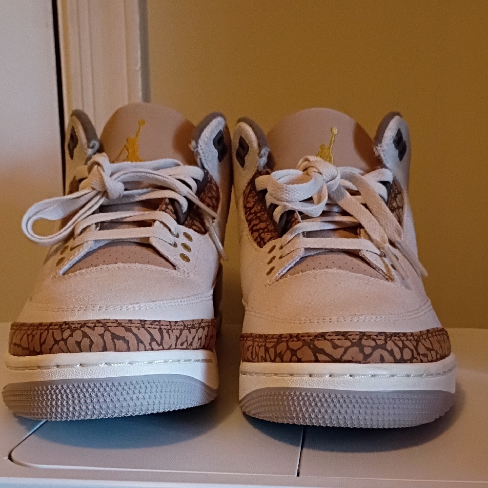 Jordan - Picture 4 of 12